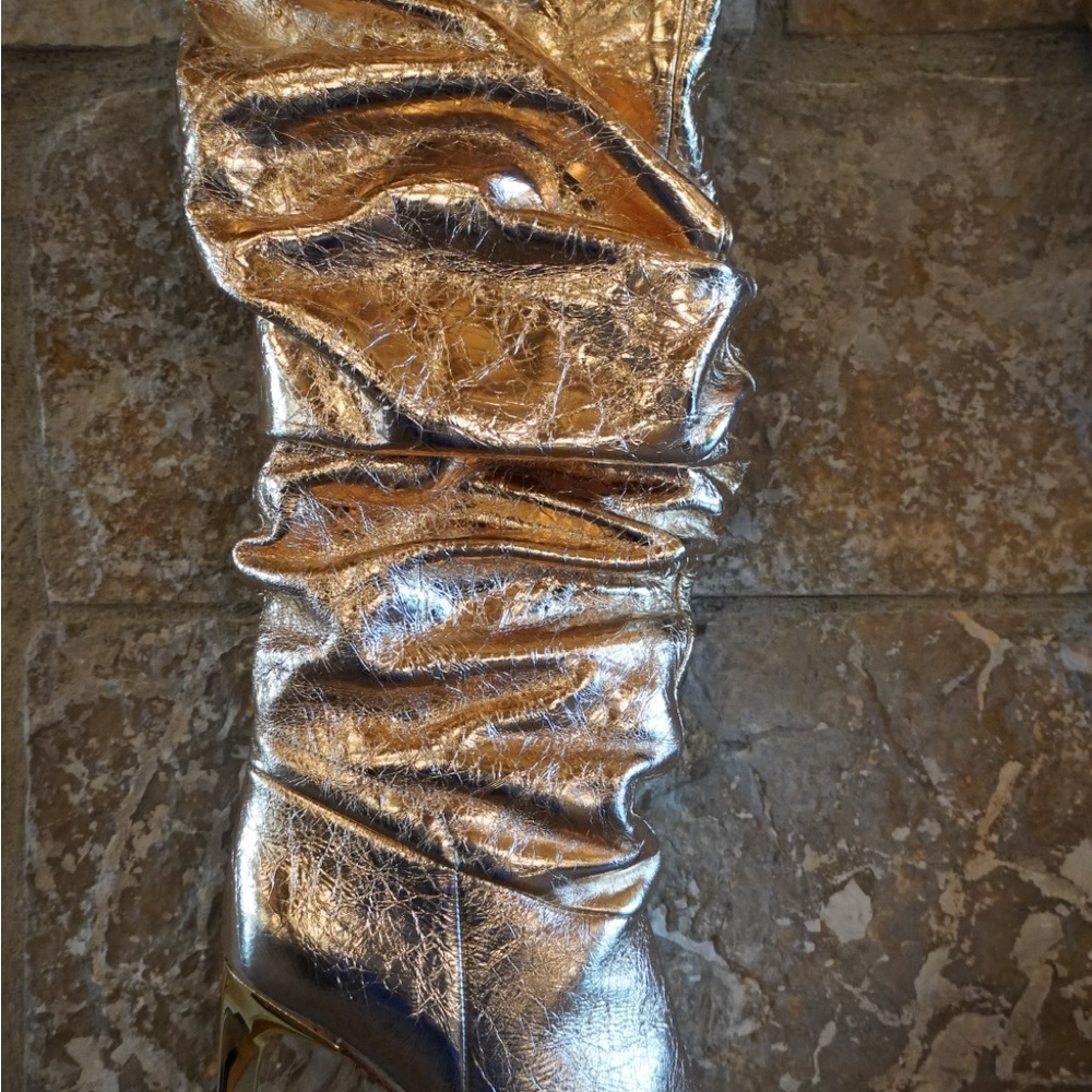 Michael Kors Leather Kelsea Slouchy Boot in Pale Gold size 8.5 - Picture 2 of 7